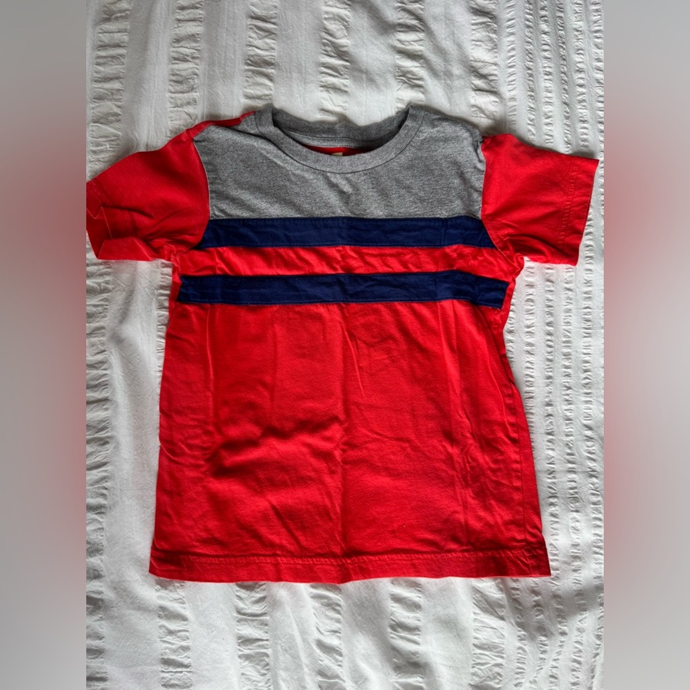Tea t-shirt - navy, red, and gray - size 5